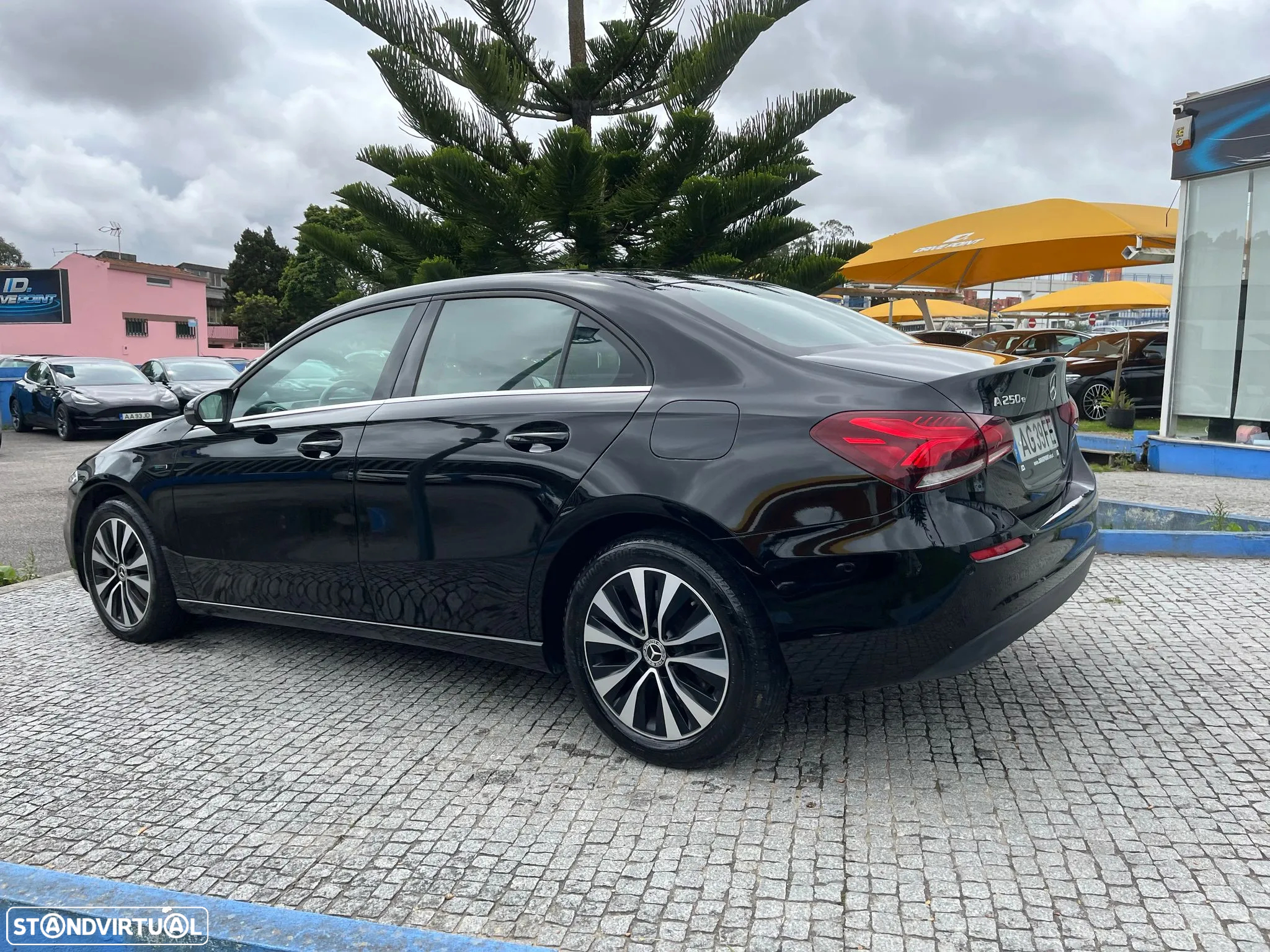 Mercedes-Benz A 250 Limousine e Style Plus - 9