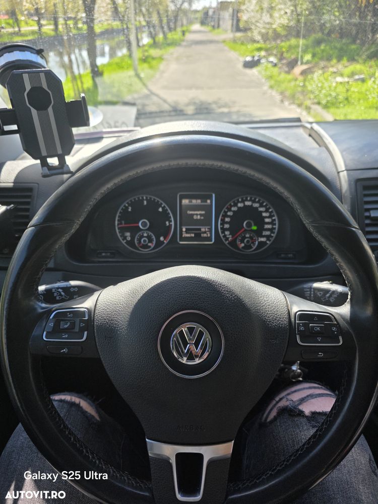 Volkswagen Multivan - 26