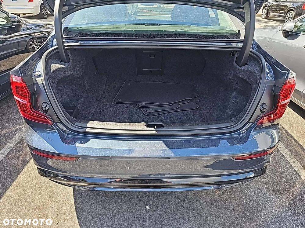 Volvo S60 - 13