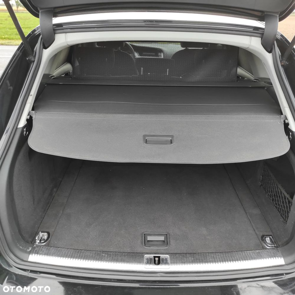 Audi A4 Avant - 33