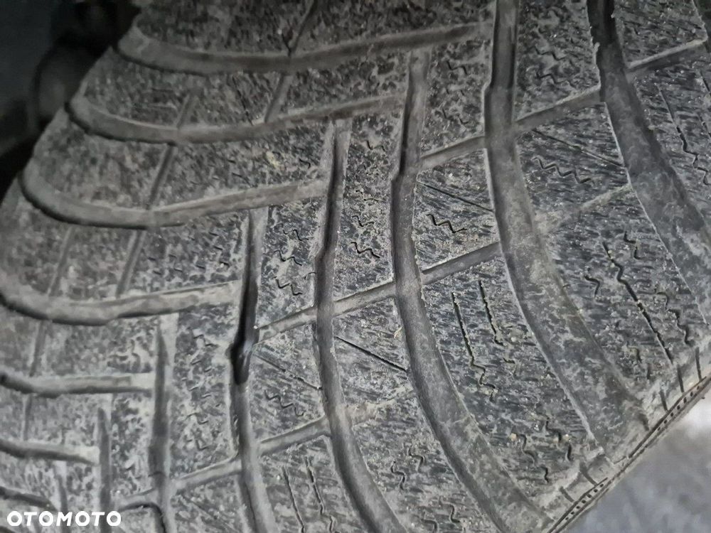 Ford Mondeo - 7