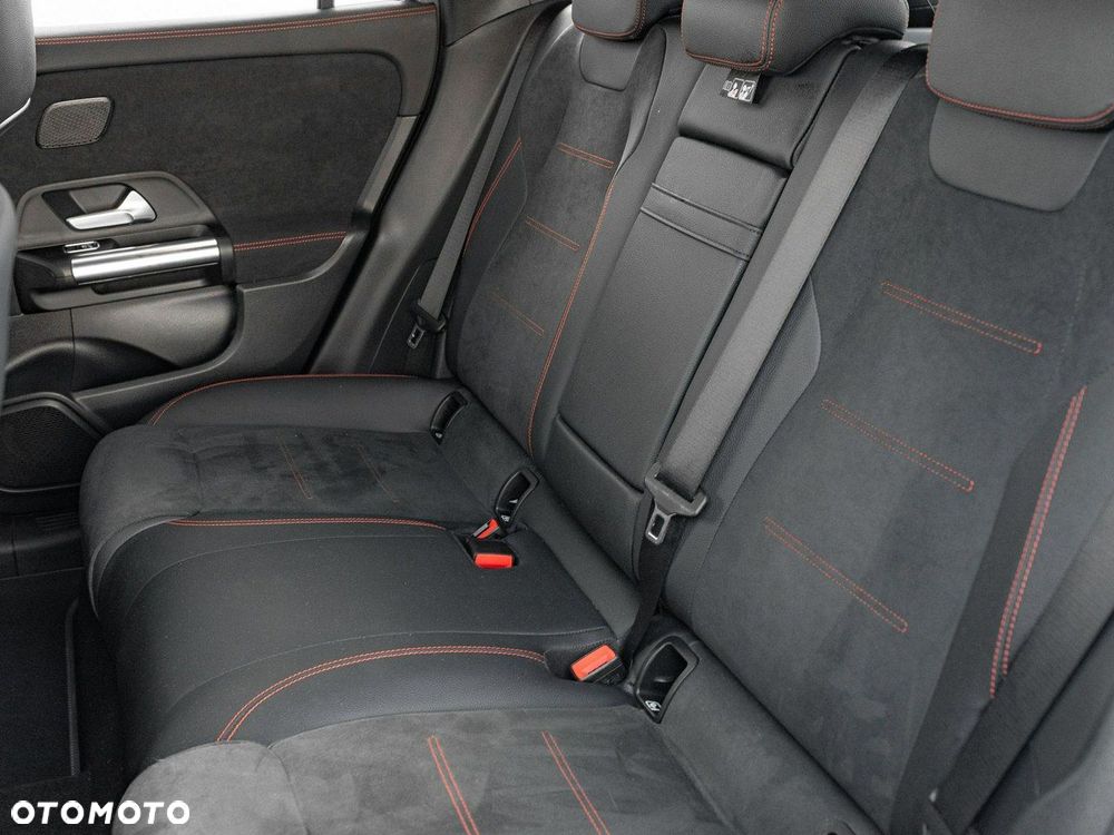 Mercedes-Benz EQA 250 66.5kWh AMG Line - 27