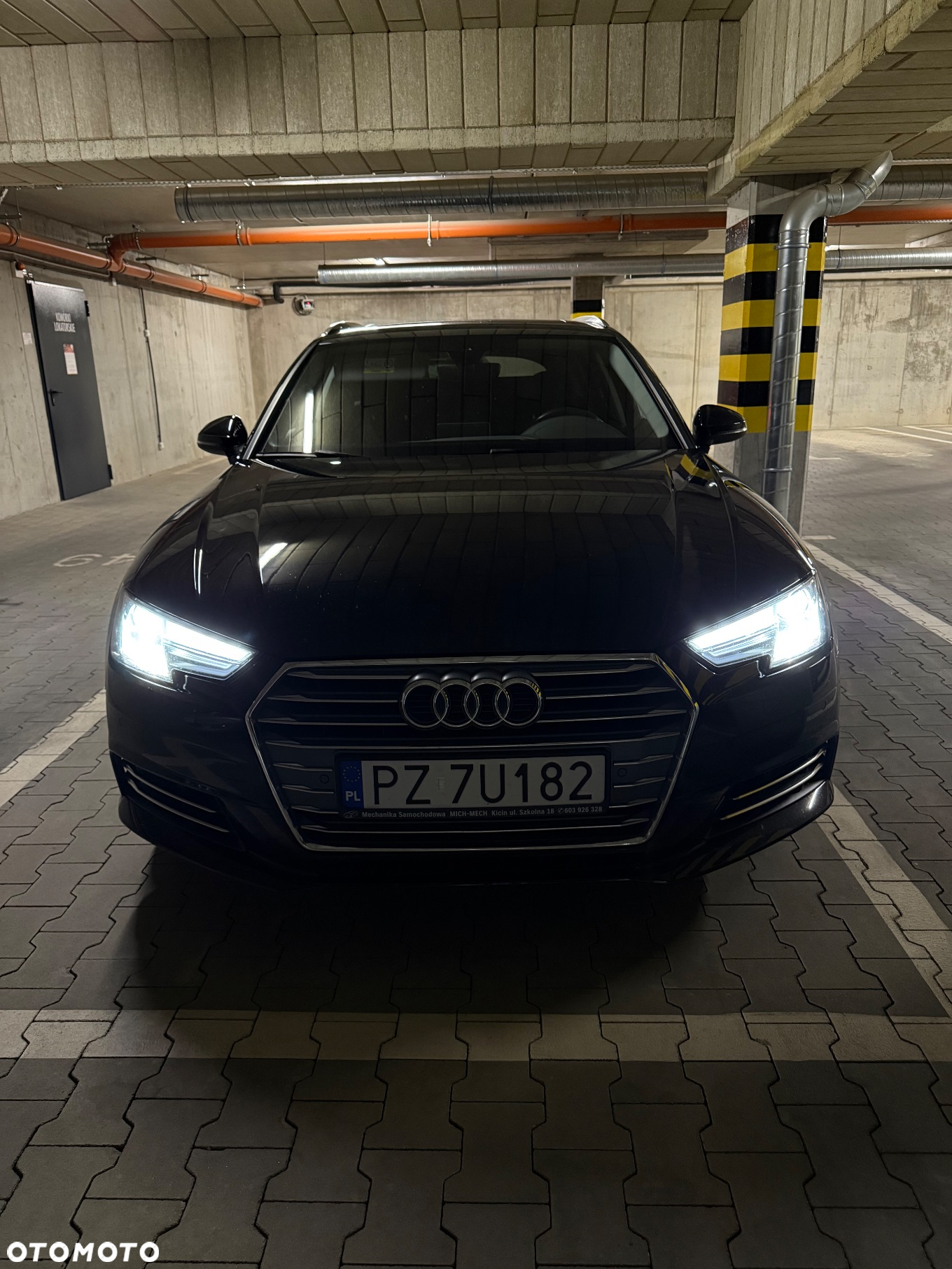 Audi A4 Avant 2.0 TDI - 10