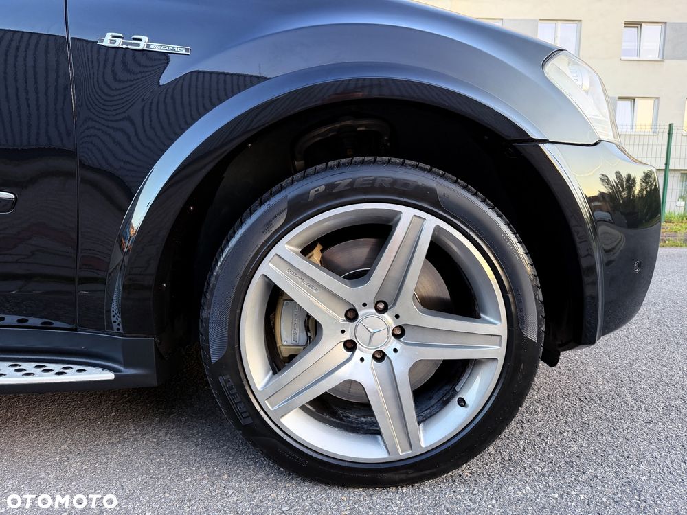 Mercedes-Benz ML 63 AMG 4Matic 7G-TRONIC - 25