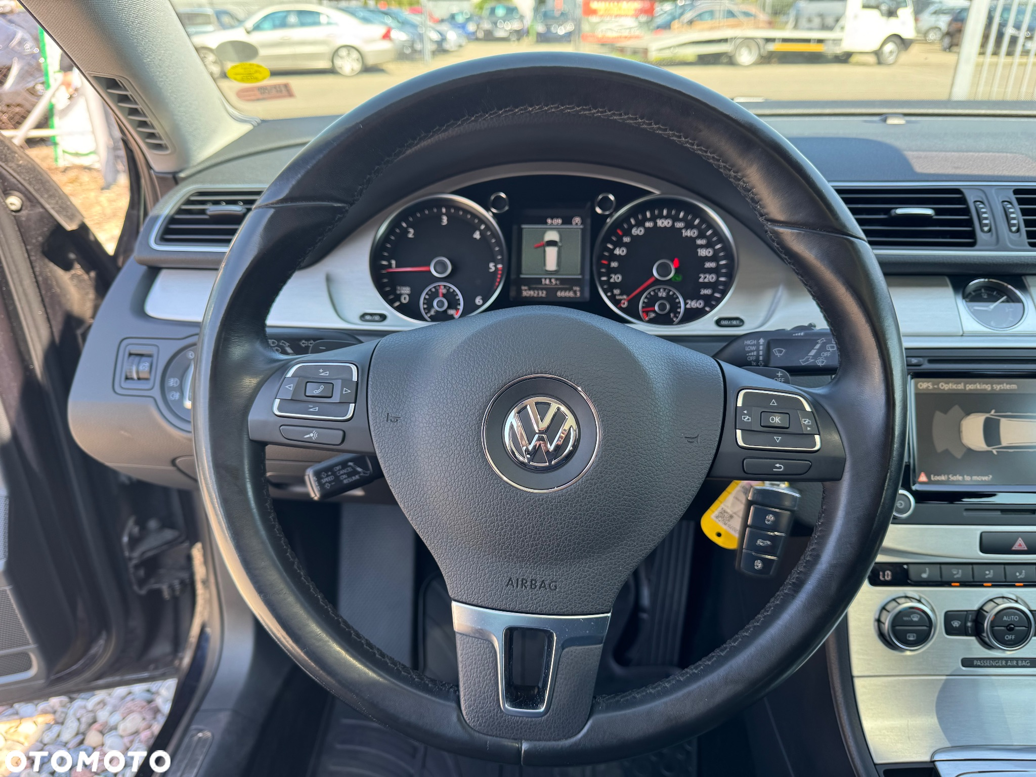 Volkswagen Passat Variant 2.0 TDI DSG BlueMotion Technology Highline - 34