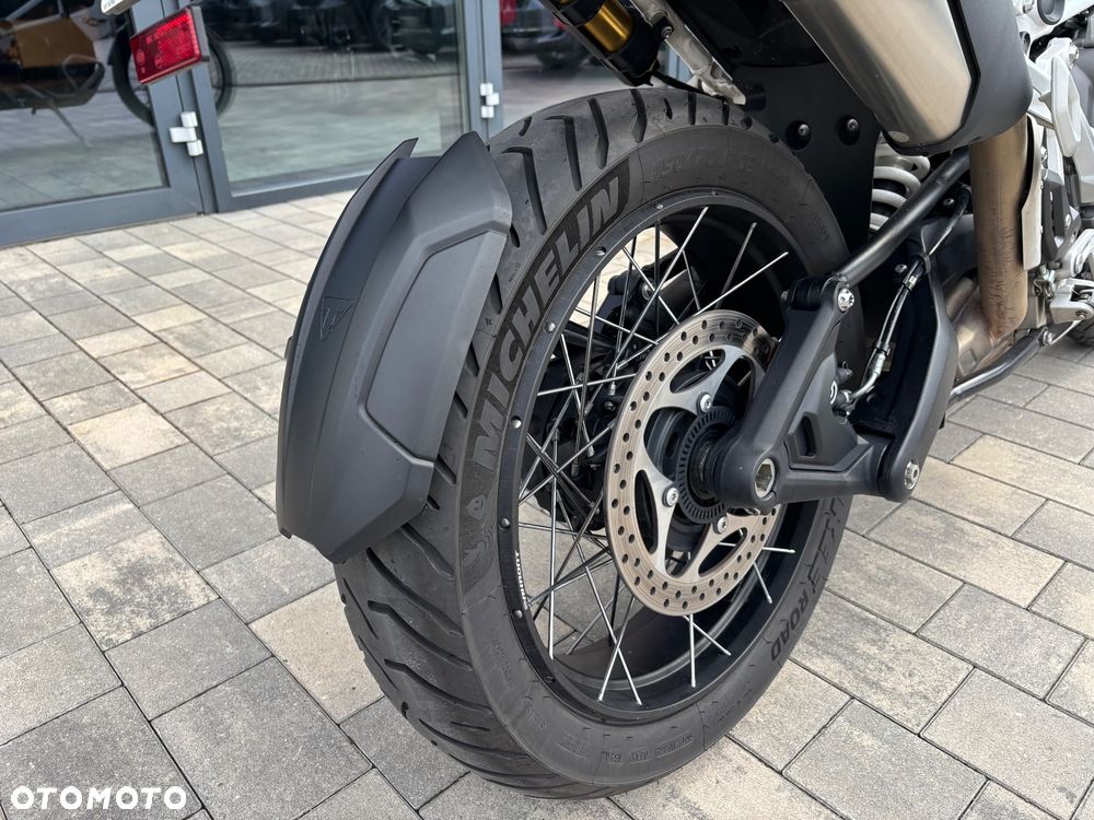 Triumph Tiger - 12