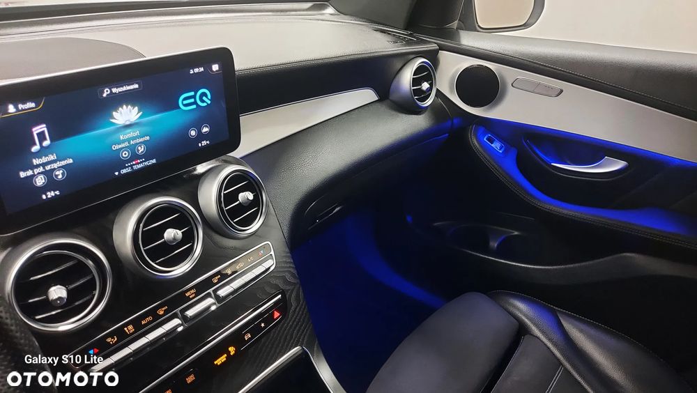 Mercedes-Benz GLC 300 de 4Matic 9G-TRONIC AMG Line - 19