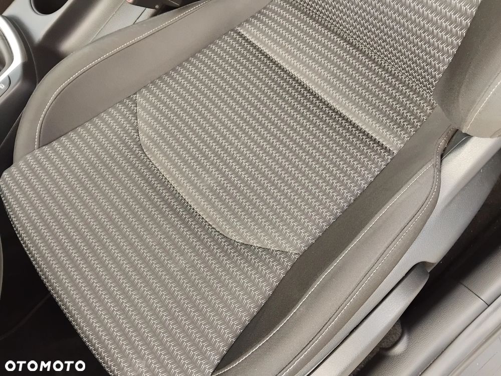 Kia Ceed 1.5 T-GDI M - 21