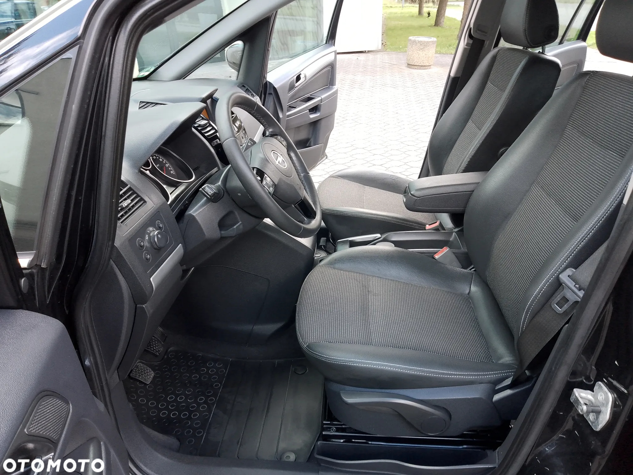 Opel Zafira 1.8 Innovation - 15