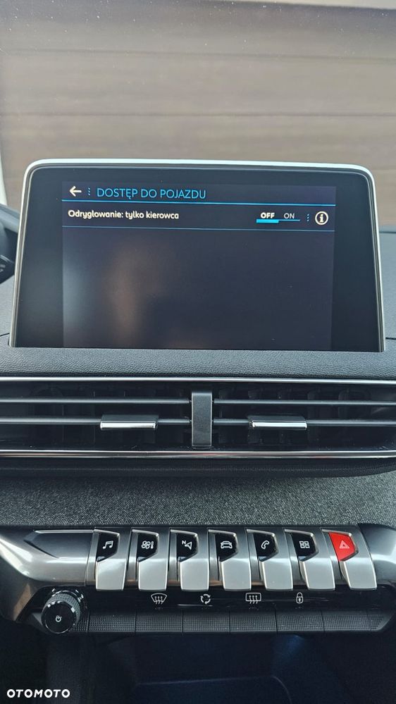 Peugeot 3008 1.6 BlueHDi Allure S&S EAT6 - 29