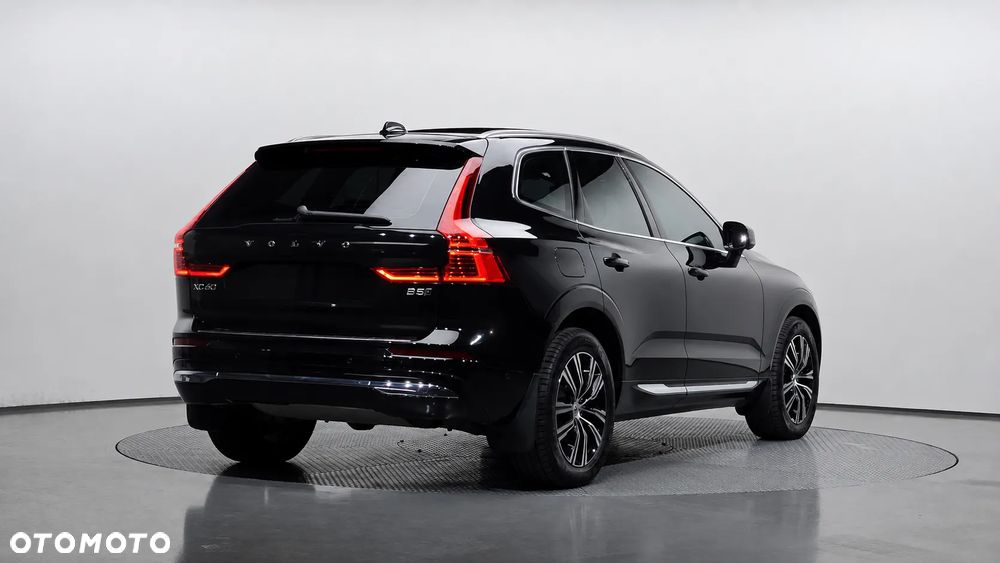 Volvo XC 60 B5 B AWD Geartronic Inscription - 5