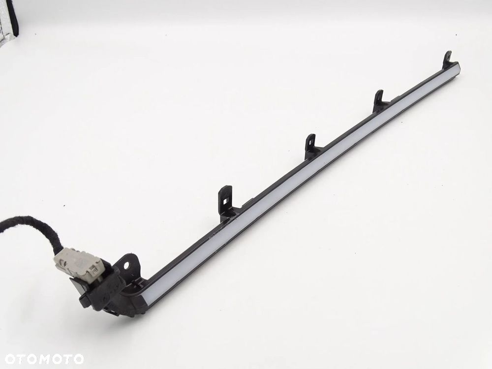 BMW 5 G60 G61 LAMPKA LED LISTWA DESKI ROZDZIELCZEJ KONSOLI ECE LHD AMBIENT - 1