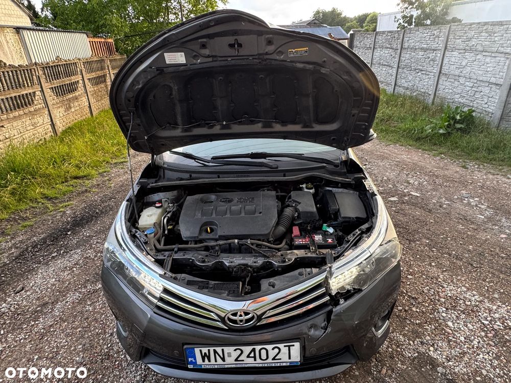 Toyota Corolla 1.6 Premium MS - 23