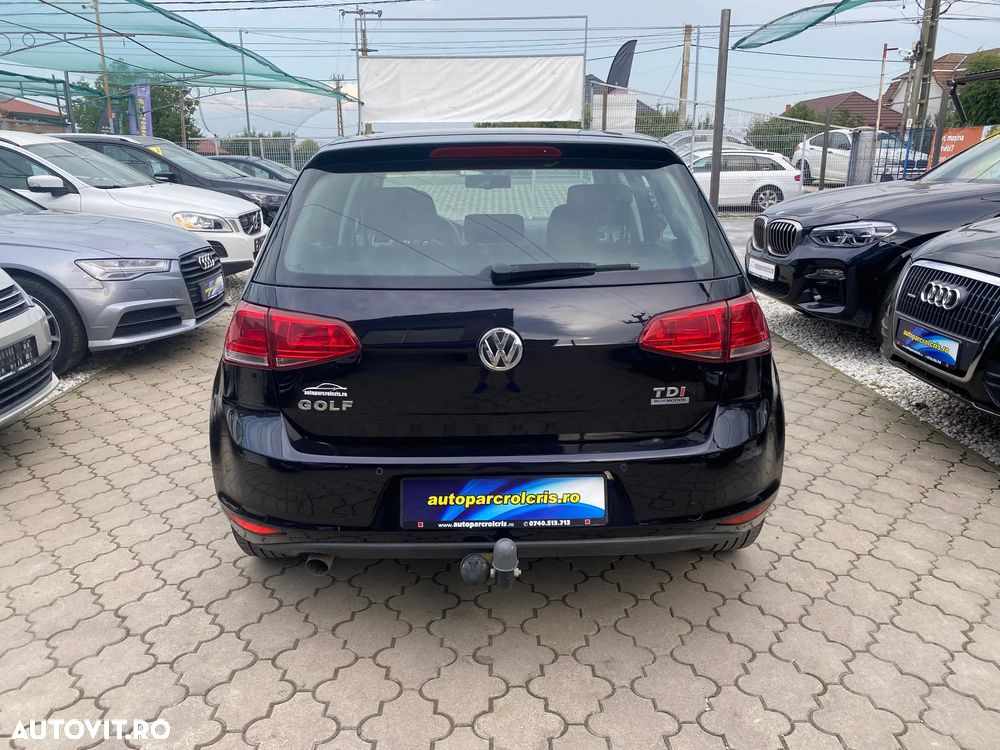 Volkswagen Golf - 4