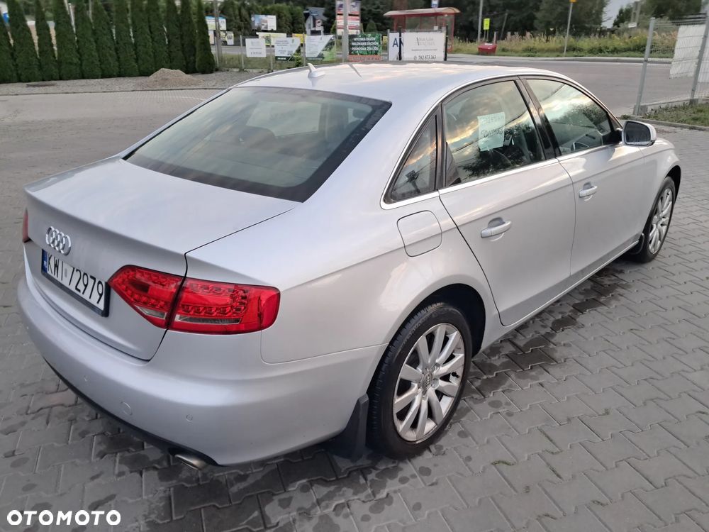 Audi A4 Limousine - 5