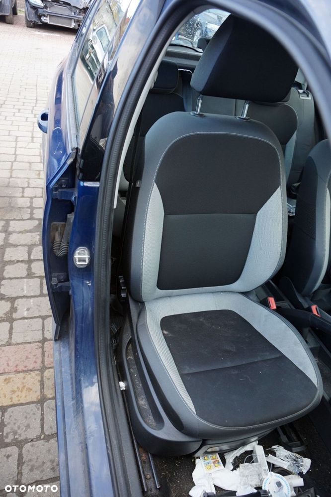 SKODA FABIA III NJ3 5D HB 2015 LF5A 1.2 TSI CJZC 89KM PED GRANATOWY na części - 12