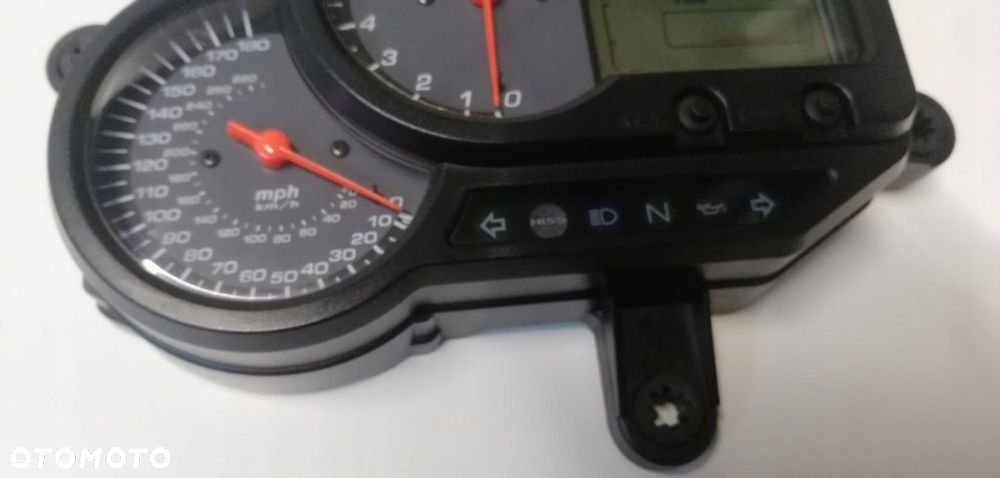 HONDA VTR 1000 LICZNIK ZEGAR PRĘDKOŚCIOMIERZ - 2