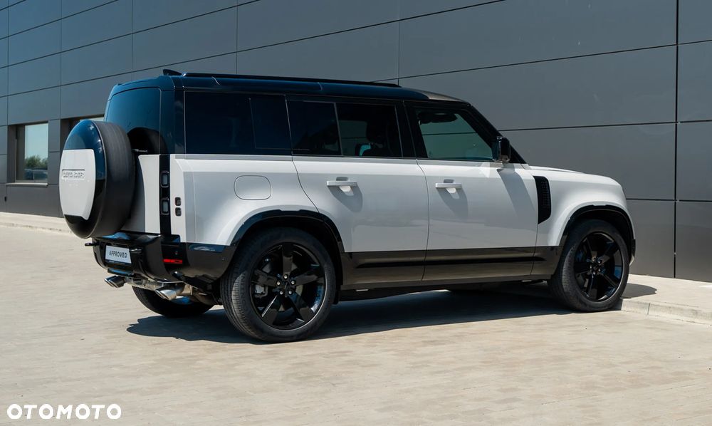 Land Rover Defender 5.0 P425 X-Dynamic HSE - 3