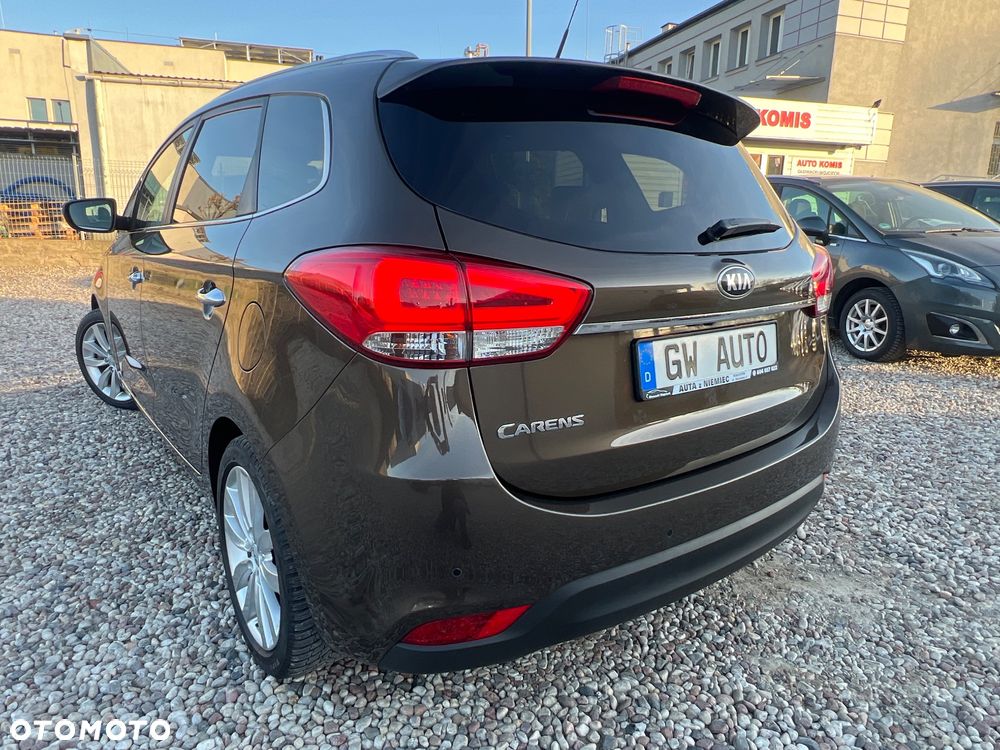 Kia Carens 1.6 GDI ISG Spirit - 10