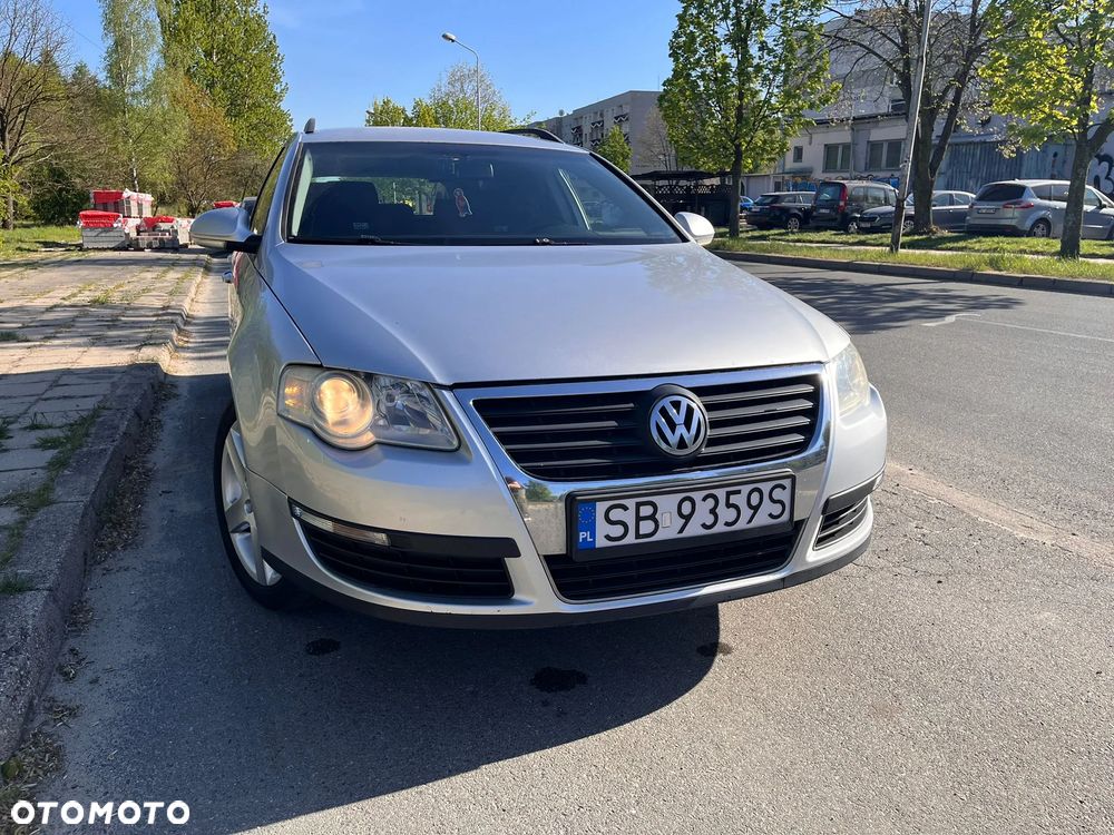 Volkswagen Passat 1.9 TDI Comfortline - 1