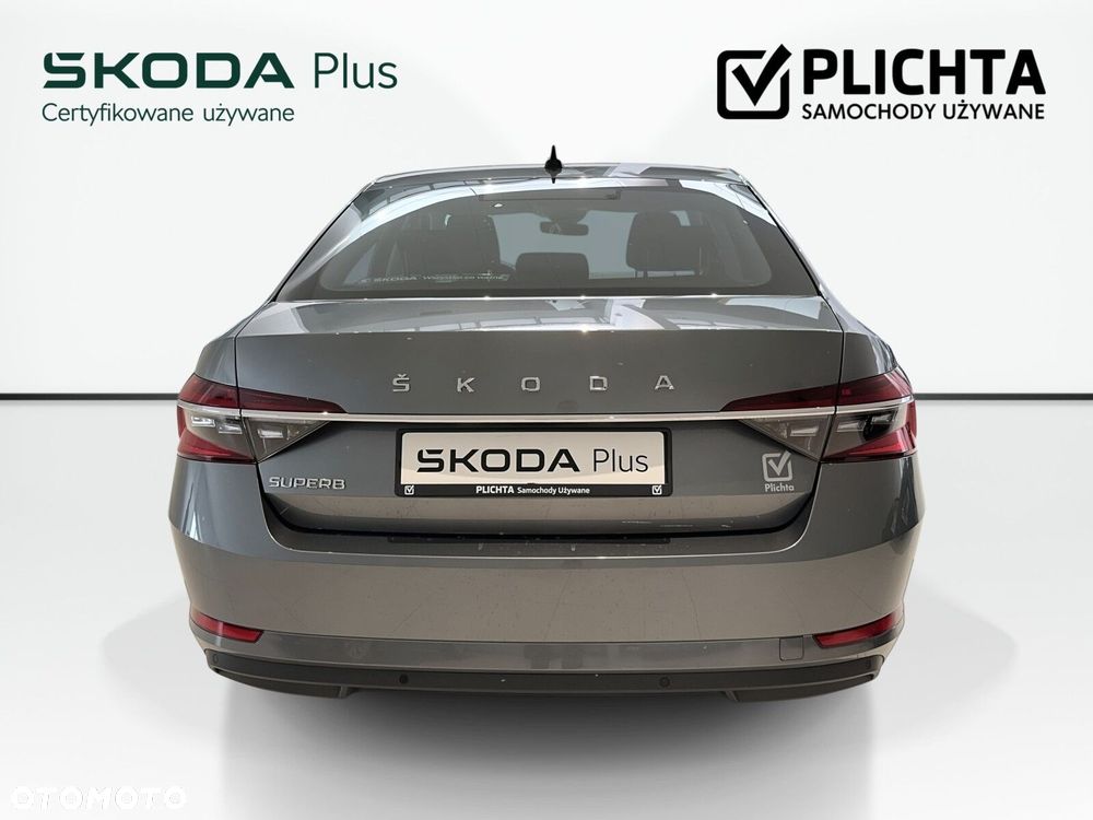 Skoda Superb 1.5 TSI Ambition DSG - 8