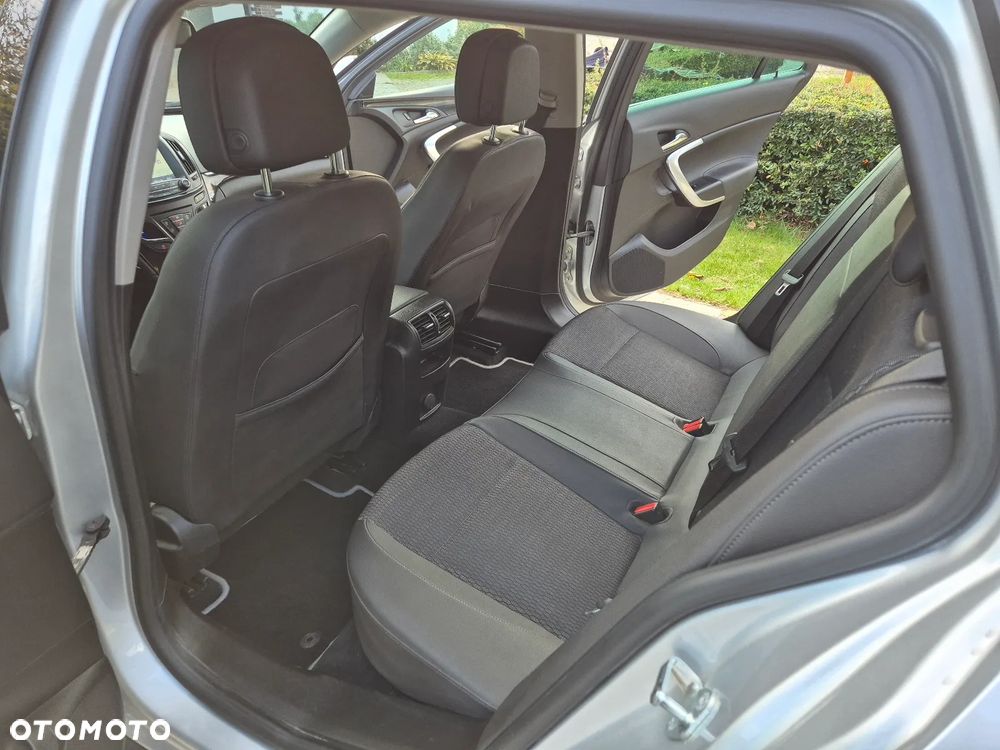 Opel Insignia - 14