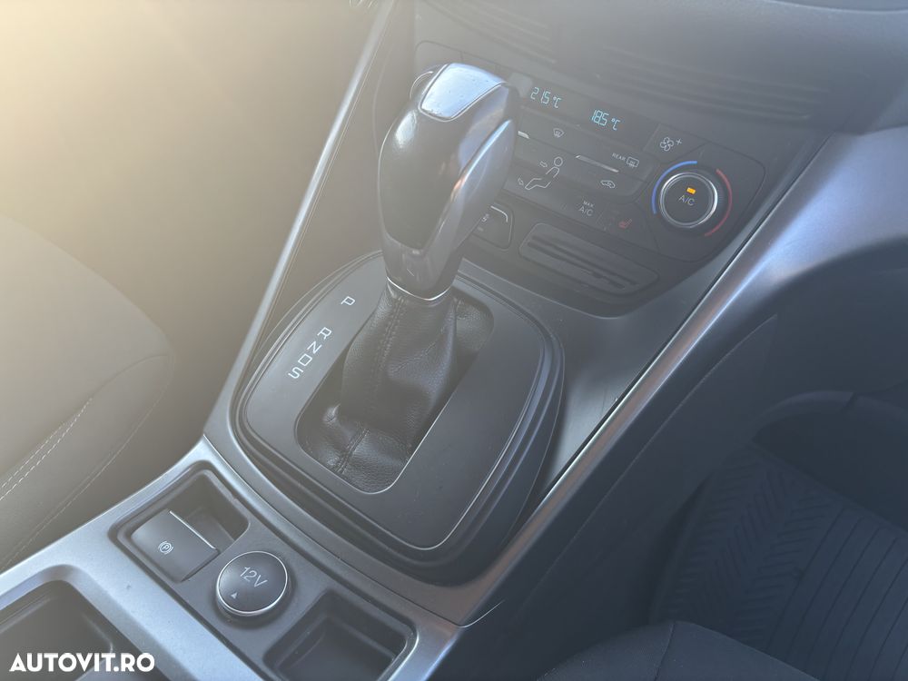 Ford Kuga 2.0 TDCi 4WD Powershift Trend - 10