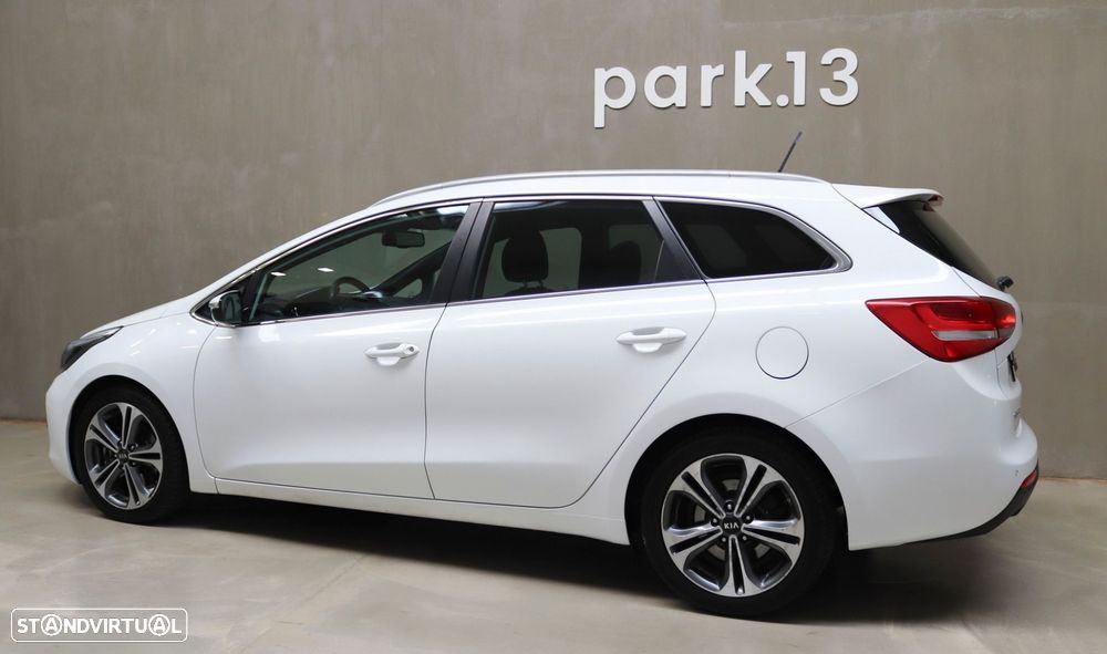 Kia Ceed SW 1.6 CRDi GT Line - 33