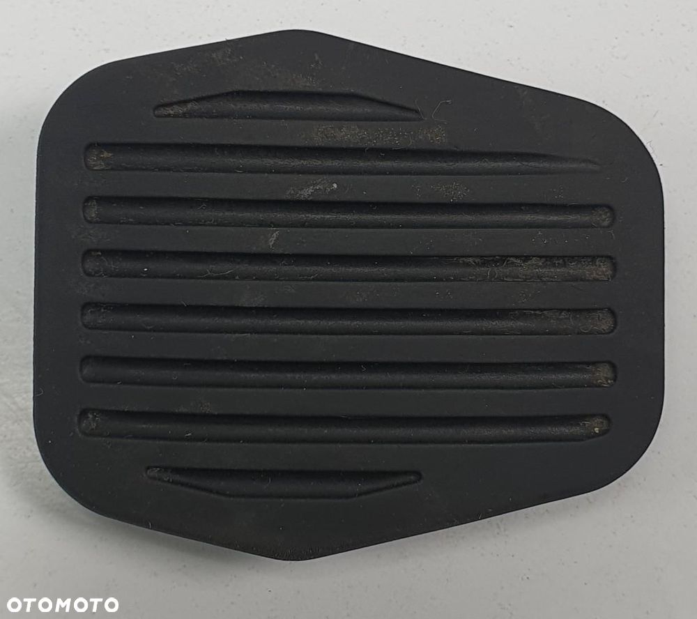 GUMA NAKŁADKA NA PEDAŁ FORD FOCUS MK3 3M51-2457-A - 1