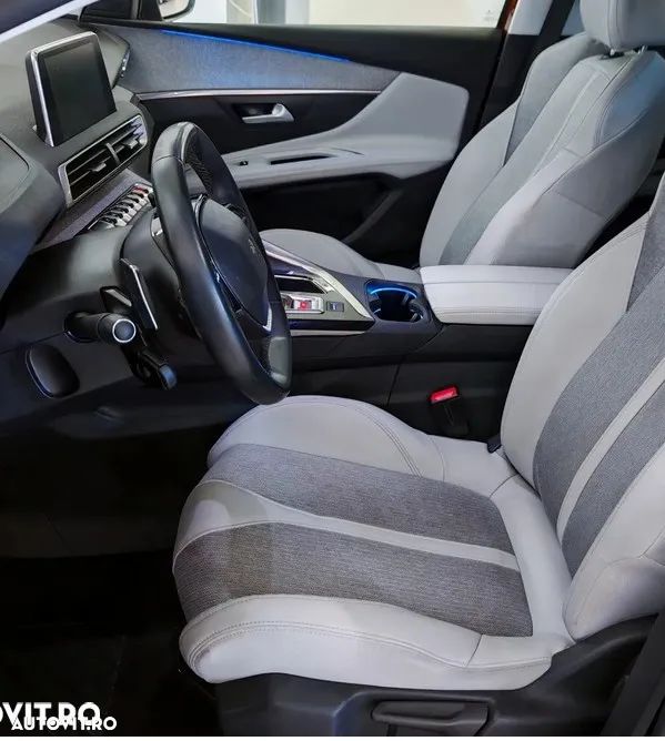 Peugeot 3008 PureTech 130 Stop & Start GPF EAT8 Allure - 8