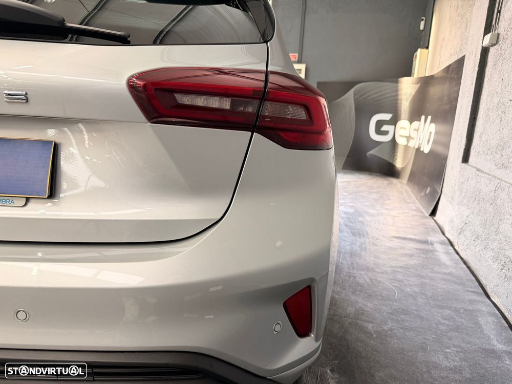 Ford Focus 1.0 EcoBoost MHEV ST-Line - 10