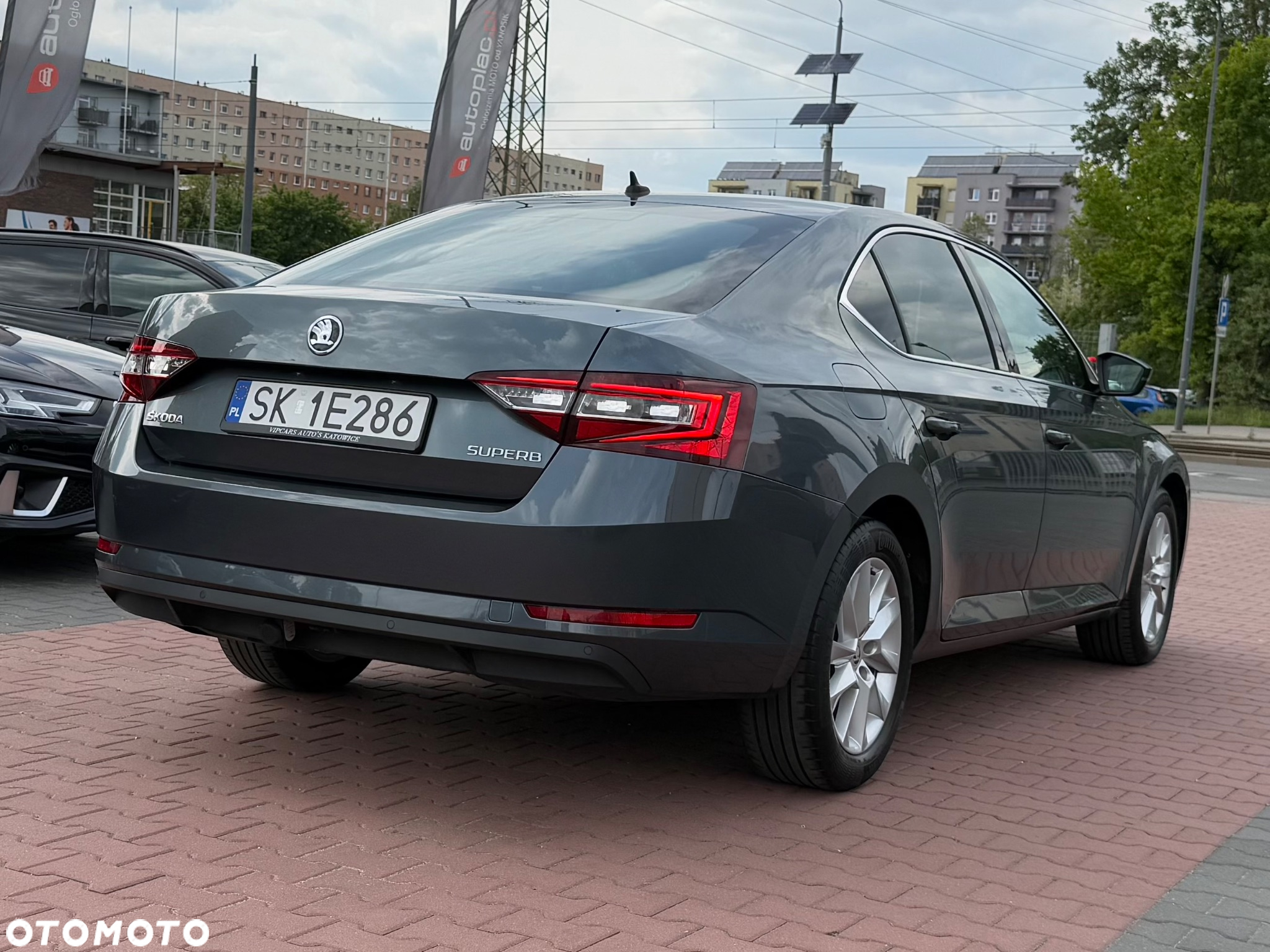 Skoda Superb 1.6 TDI Style DSG - 9