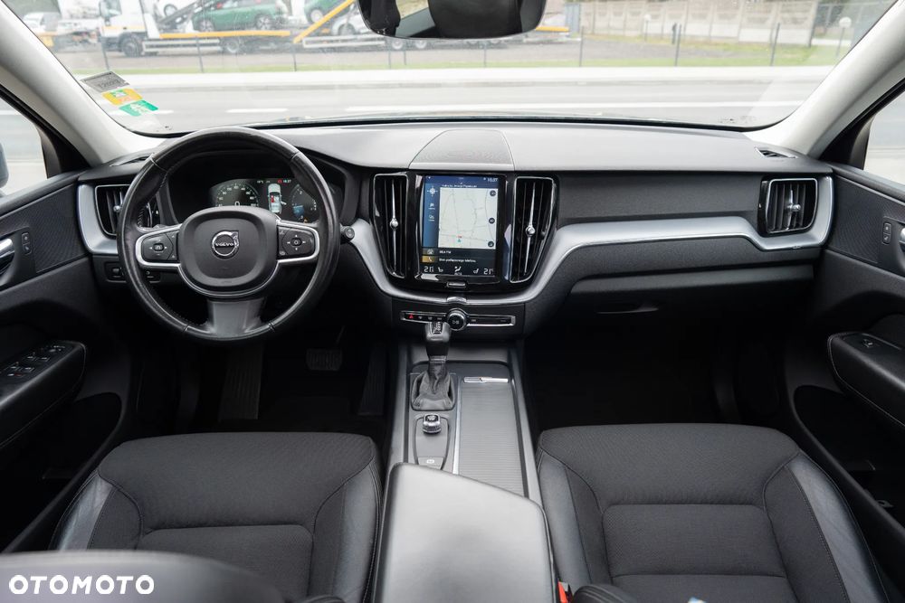 Volvo XC 60 D4 Geartronic Momentum Pro - 29