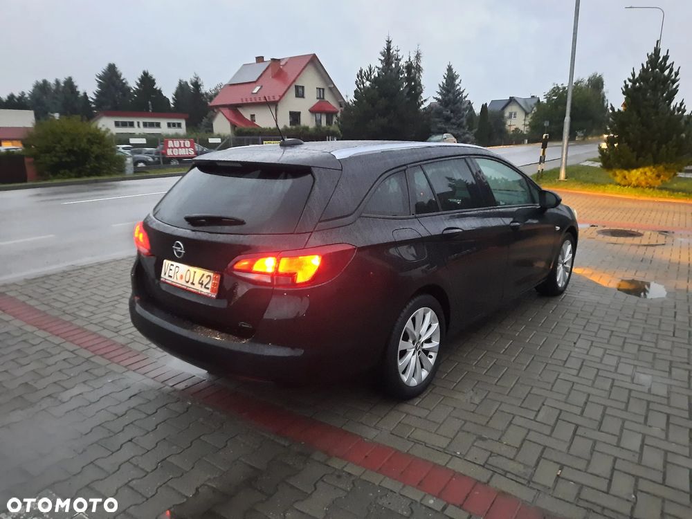 Opel Astra - 8