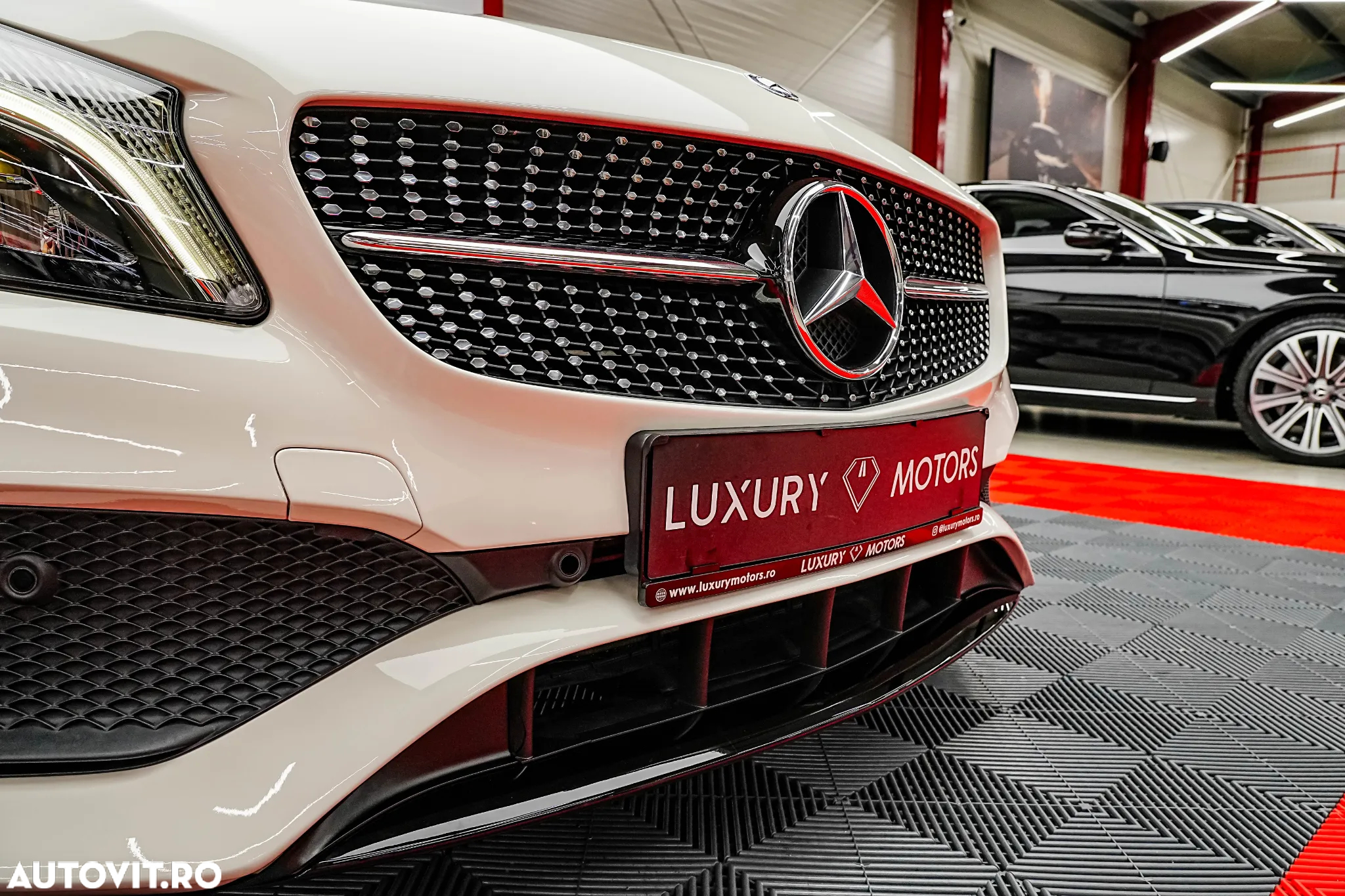 Mercedes-Benz A 160 7G-DCT Activity Edition - 21