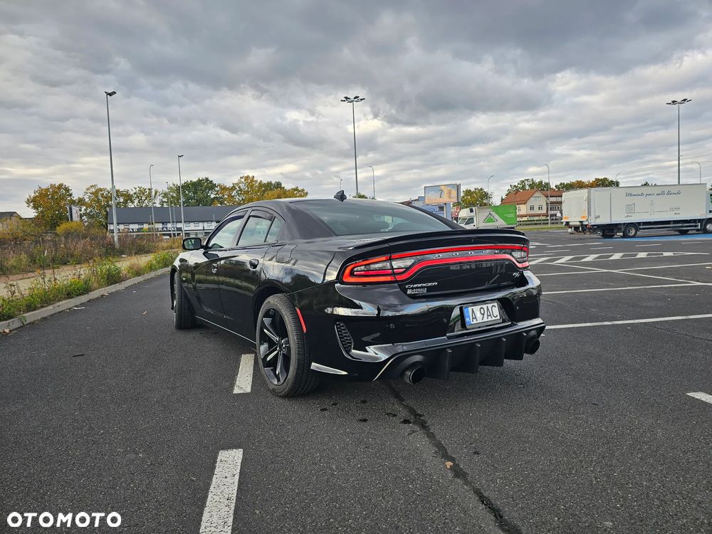 Dodge Charger - 8