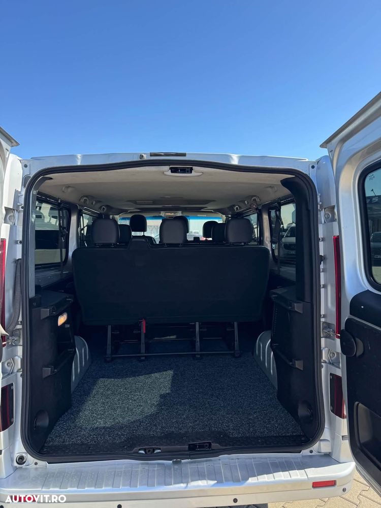 Opel Vivaro - 15