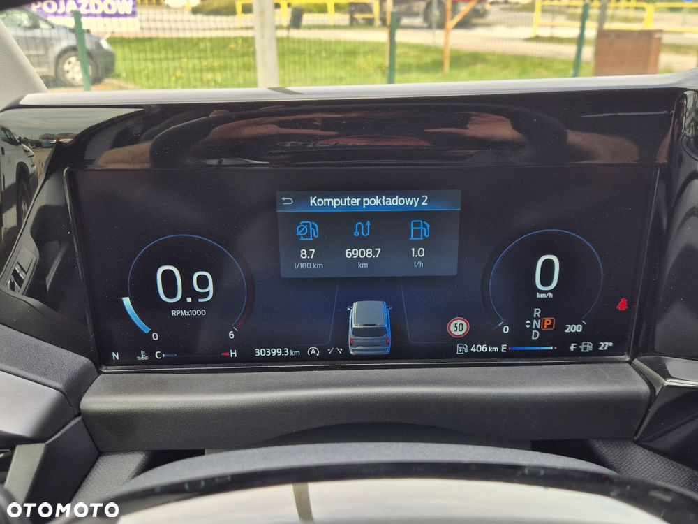 Ford Tourneo Custom - 17