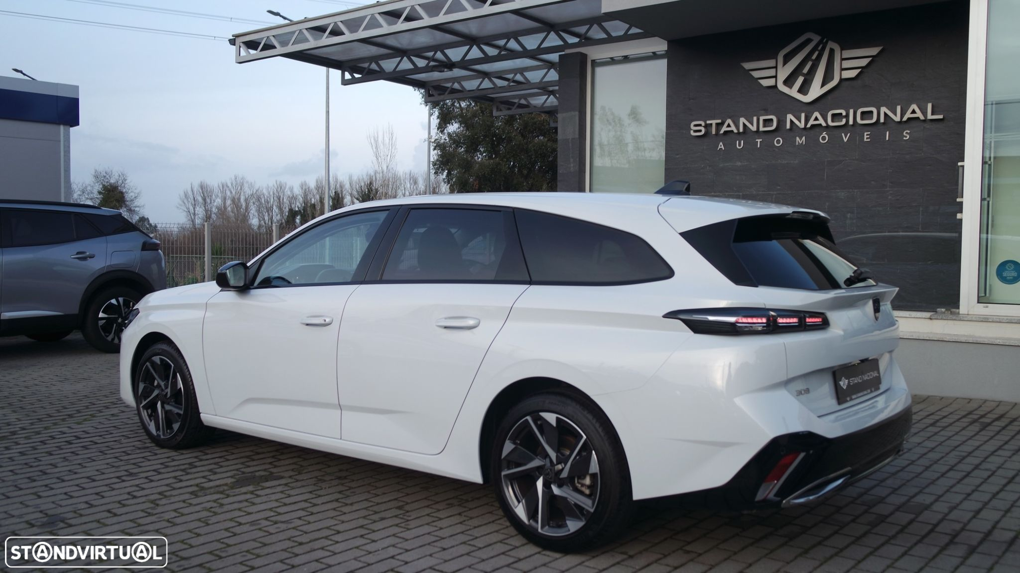 Peugeot 308 SW 1.2 PureTech Allure EAT8 - 6