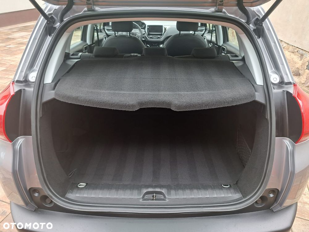 Peugeot 2008 - 14