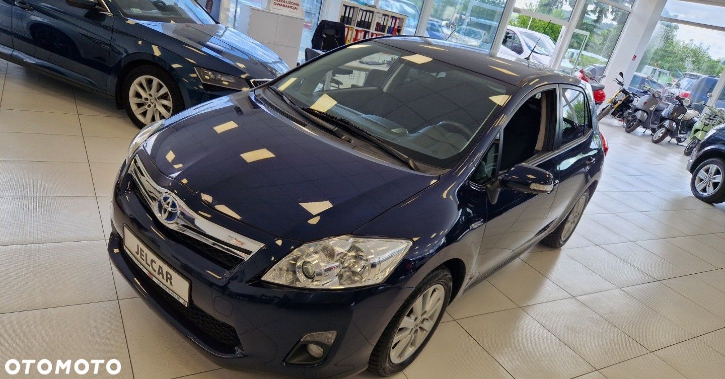 Toyota Auris - 1