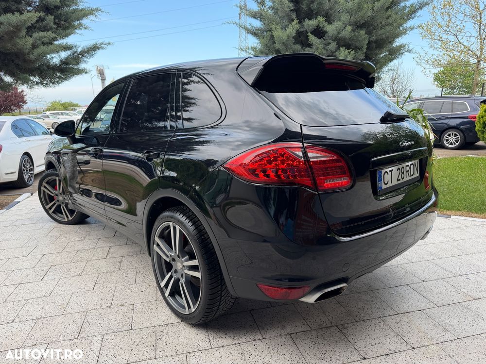 Porsche Cayenne Platinum Edition - 23