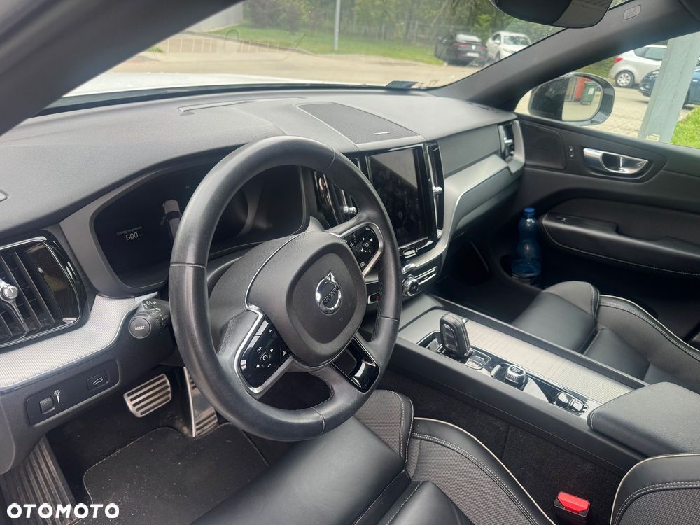 Volvo XC 60 B4 B R-Design - 5