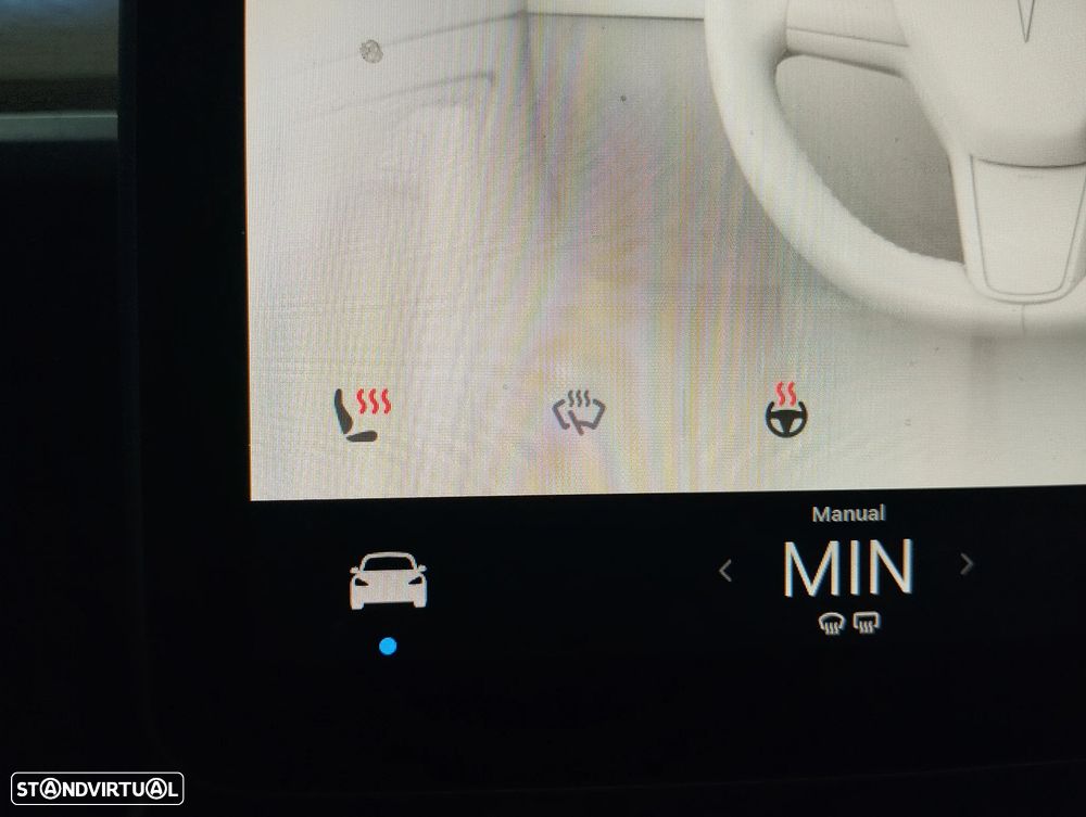 Tesla Model Y Long Range Tração Integral - 32