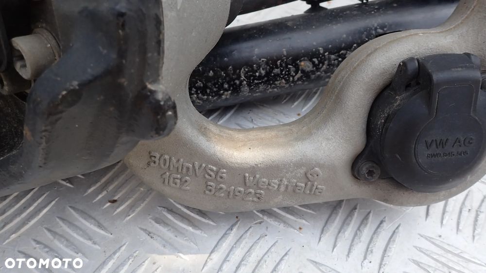 HAK VOLKSWAGEN  TRANSPORTER T7  7T0803881B - 2