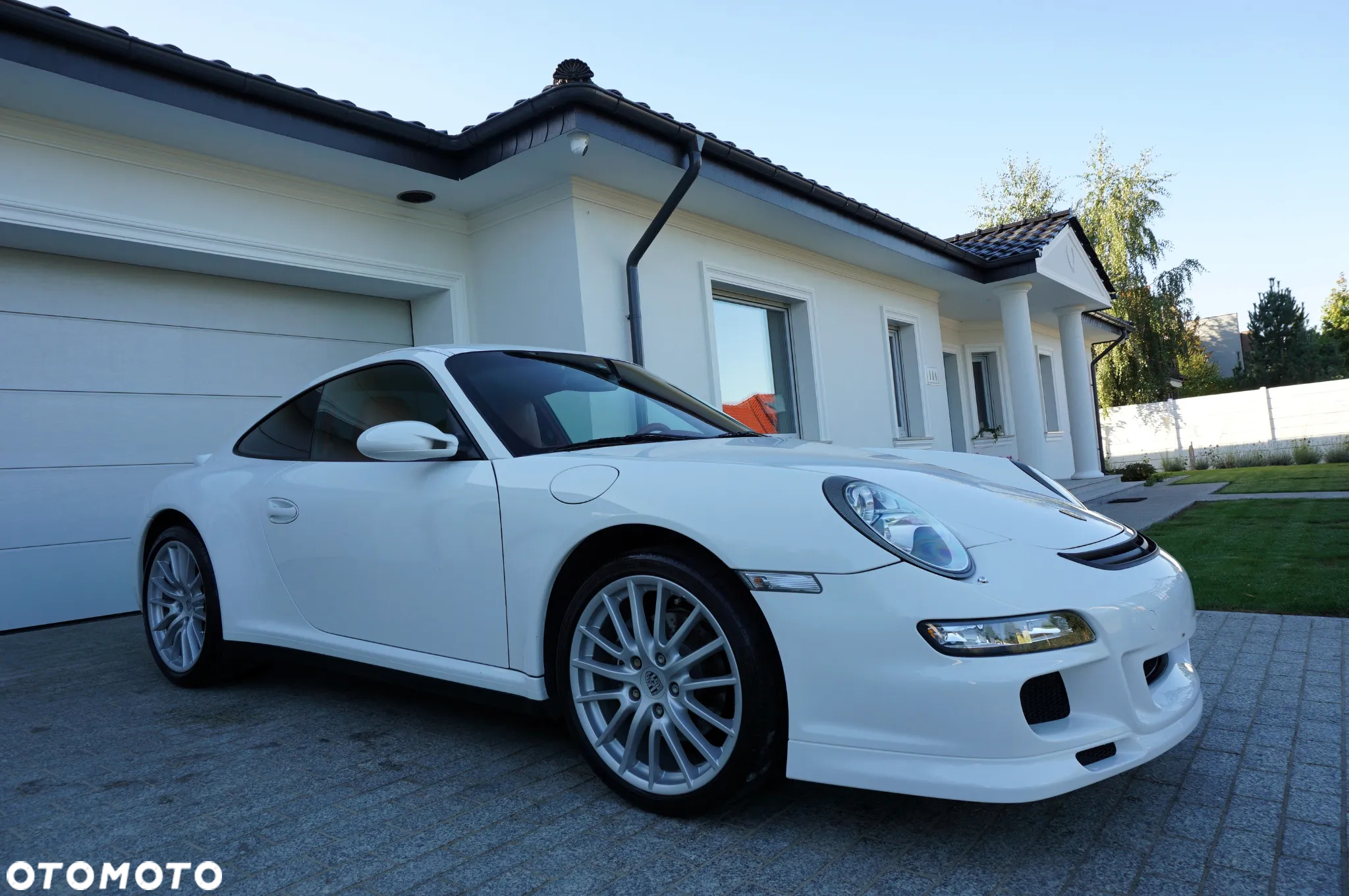 Porsche 911 Carrera 4 Tiptronic S - 12
