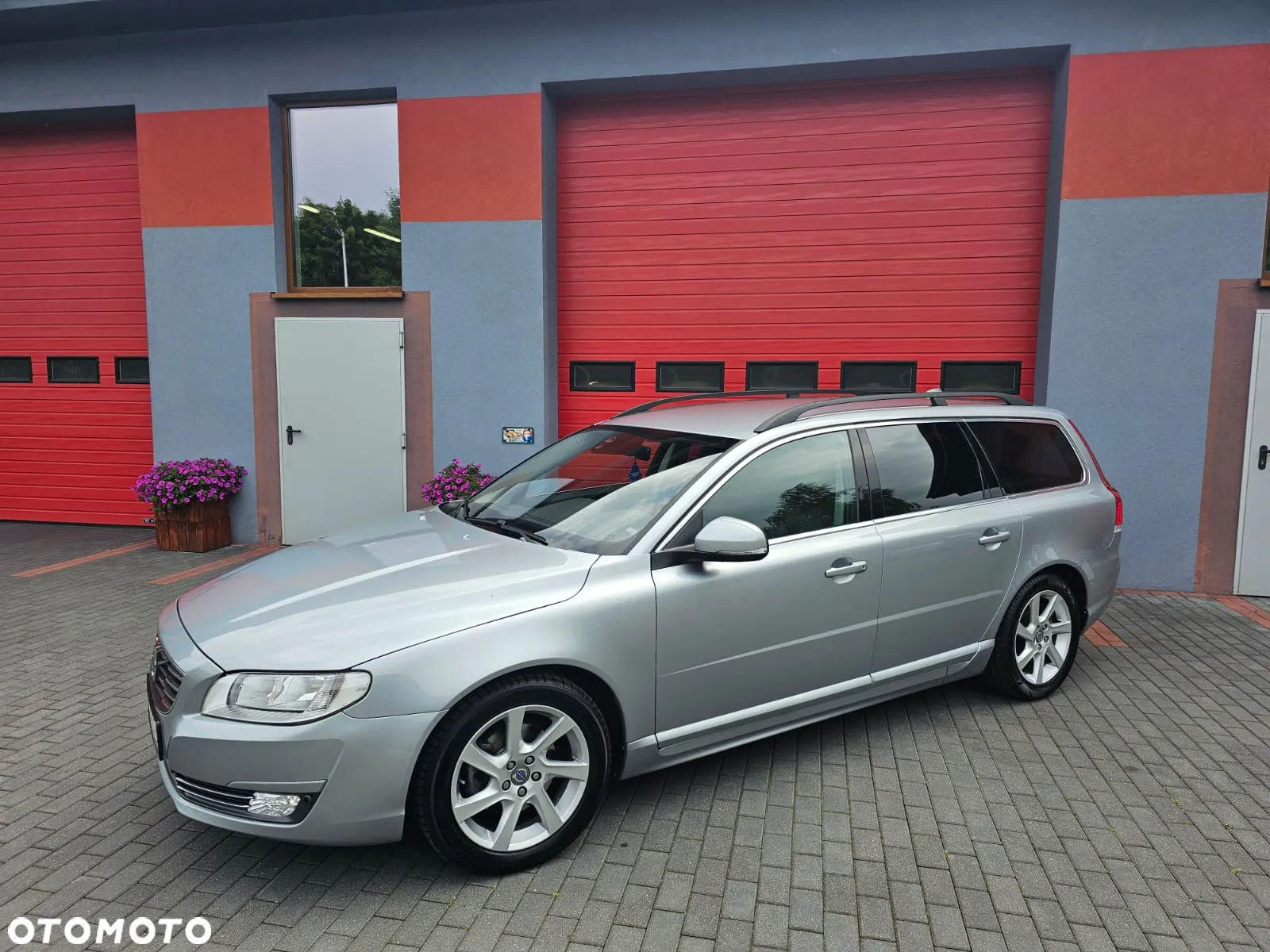 Volvo V70 D2 Geartronic Powershift Momentum - 4
