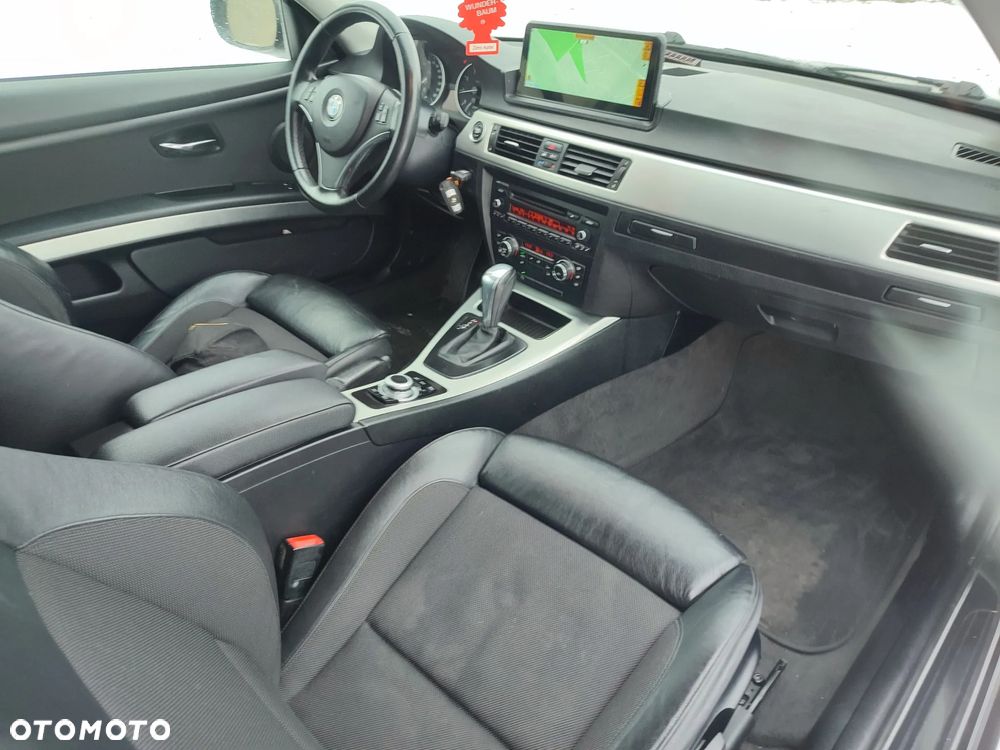 BMW Seria 3 320i Coupe Edition Exclusive - 7