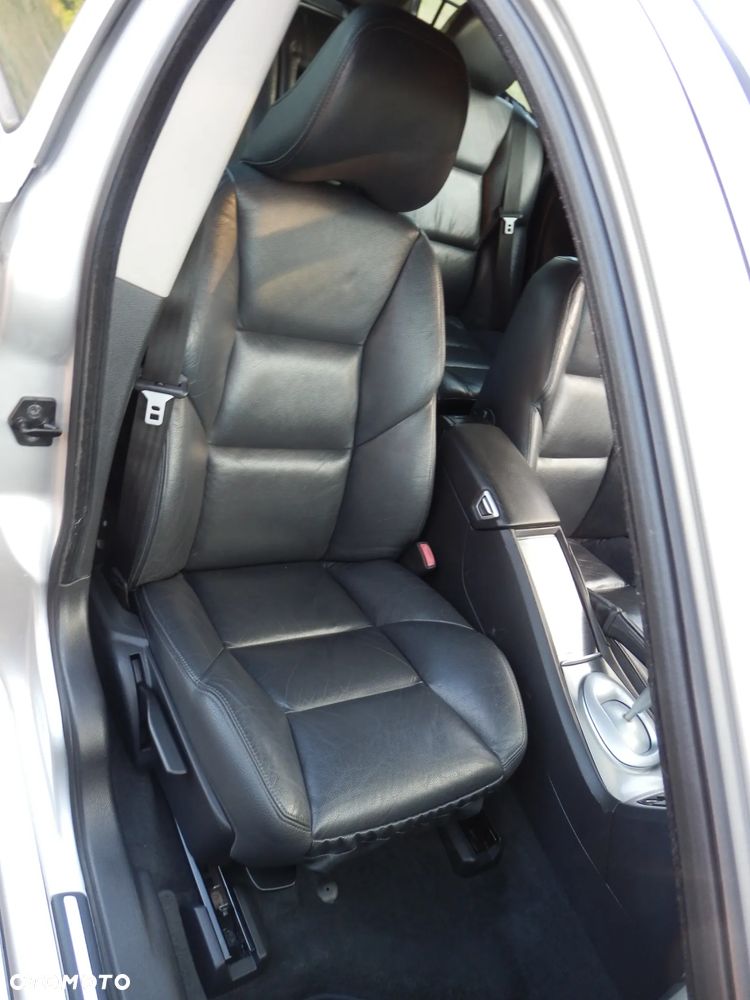 Volvo V70 2.4 Summum - 12