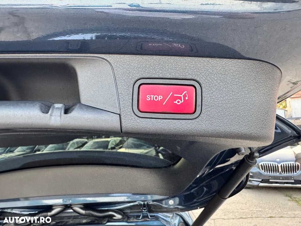 Mercedes-Benz GLB - 14